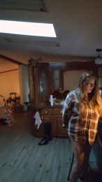 Cadiedoesit webcam model stream image