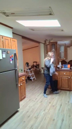 Cadiedoesit webcam model stream image