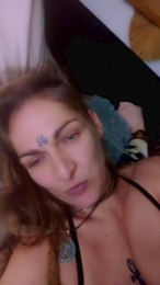 manuella19 webcam model stream image