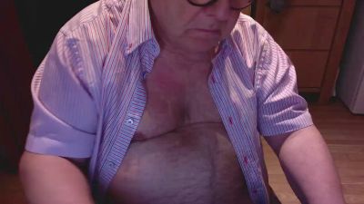 Dadybear webcam model stream image