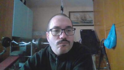 Varen86 webcam cam4 model stream image