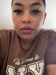 PUSHYLATE webcam model stream image