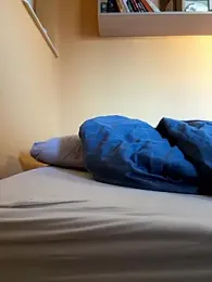 Raveman webcam stripchat model stream image