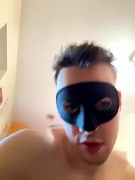 Raveman webcam model stream image