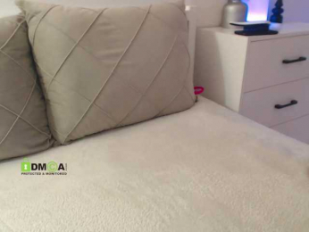 Keetrina webcam model stream image