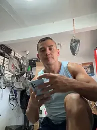 Paul22cm- webcam model stream image