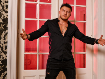 ChristopherRoss webcam model stream image