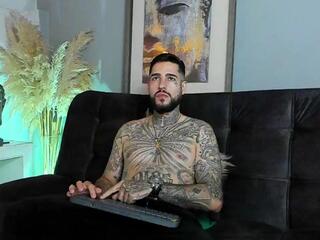 Agust Cruz webcam model stream image