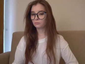 _lovelyen webcam model stream image