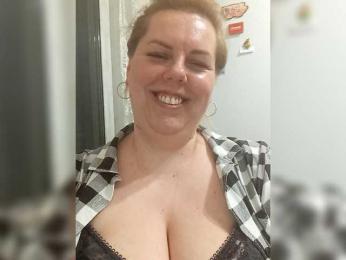 Hidden_Charm webcam model stream image