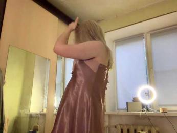 myfavoriteroom webcam model stream image