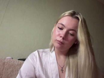 myfavoriteroom webcam model stream image