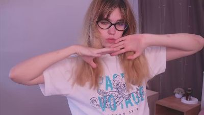 ElishaKebort webcam model stream image
