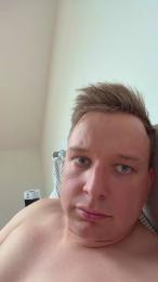 turn98 webcam cam4 model stream image