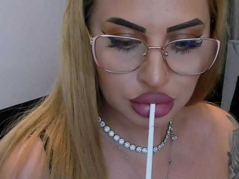 lovelyblondyx webcam model stream image