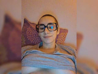 AntoniaDilune webcam model stream image