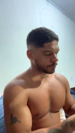 realcria1 webcam model stream image