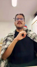 arastoov_73 webcam model stream image