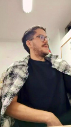 arastoov_73 webcam model stream image