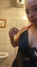 Lacoloymorocha webcam model stream image