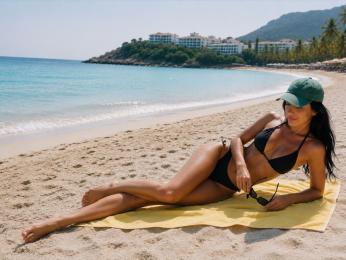 ZenoviaNoir webcam livejasmin model stream image