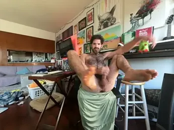 Pupscritch webcam model stream image