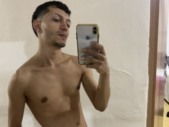 AxelBrooks webcam model stream image