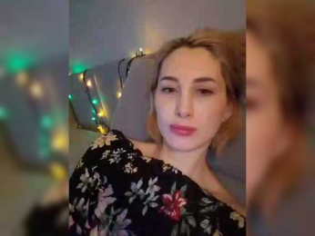 Maria111 webcam model stream image