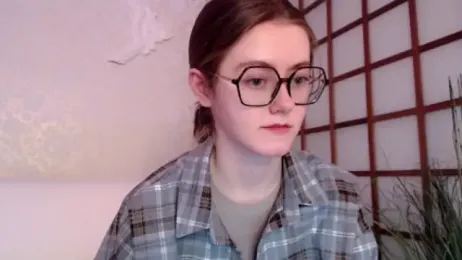 KateCuddle webcam model stream image