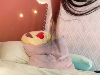 DirtyLittleSlut webcam model stream image