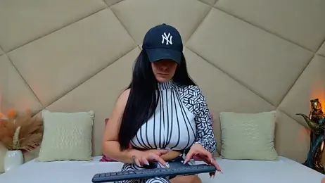 ChloeFrost webcam model stream image