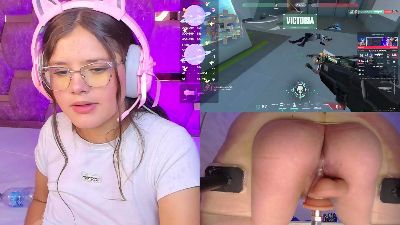 Trianna_ webcam model stream image