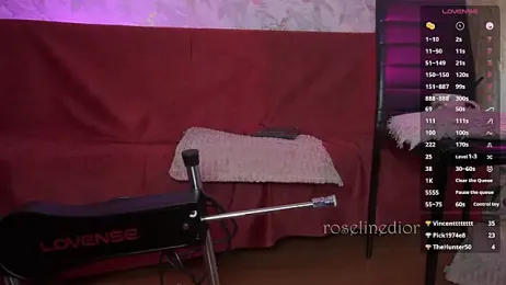 roselinedior webcam stripchat model stream image