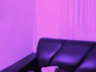 nahomy-ryans webcam model stream image