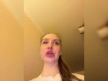 Kikilaky webcam bongacams model stream image