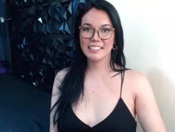 ellahollywood1818 webcam model stream image