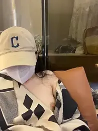 MEOW_MEO webcam model stream image