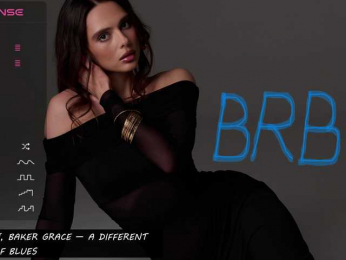 Allla webcam model stream image