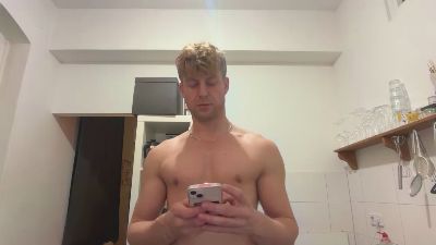 Heikhoe69 webcam cam4 model stream image