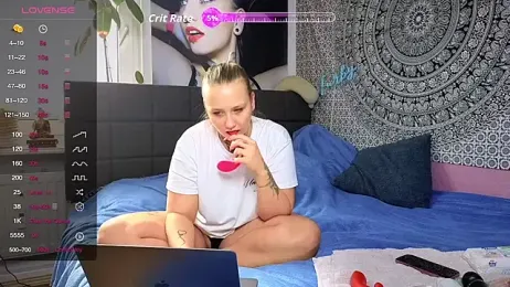 Furby13 webcam stripchat model stream image