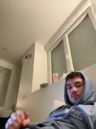 Weanny webcam model stream image