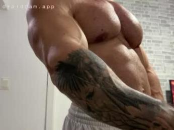 couplemuscle40 webcam model stream image