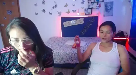 clayre_and_jill webcam model stream image