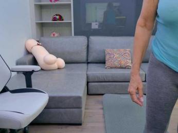 FitCougar webcam model stream image