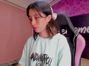 hanna_cutte_ webcam model stream image