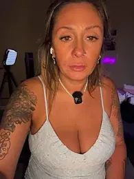 bossyroxy84 webcam model stream image