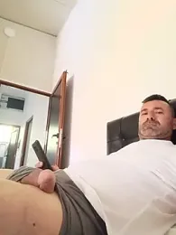 kariilalit webcam stripchat model stream image