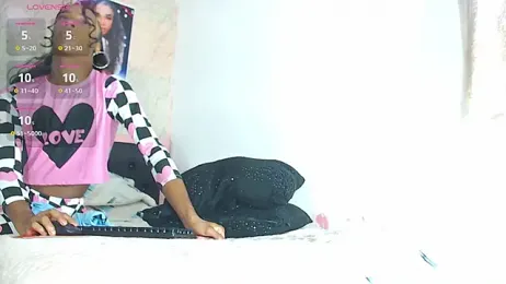 k_stormi_ webcam stripchat model stream image