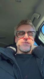 Axl_hot webcam model stream image