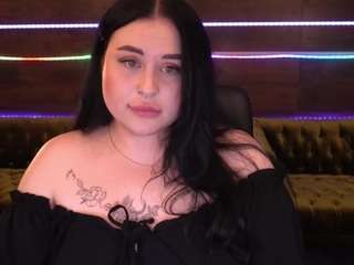 serahmirabeli webcam model stream image